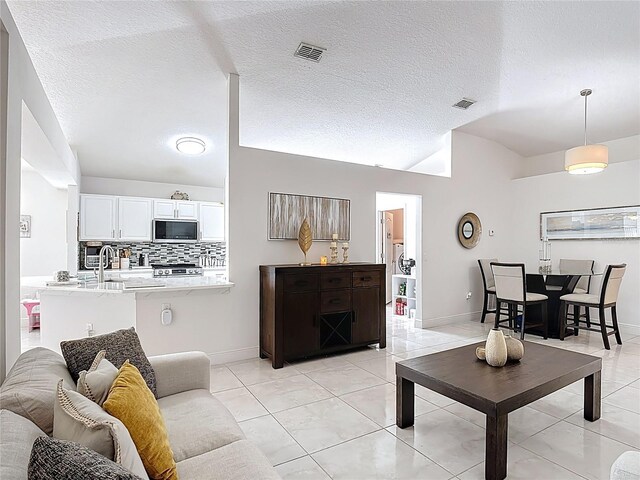 5577 Sycamore Canyon Dr, Kissimmee, FL 34758 - photo 7