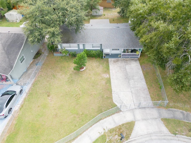 aerial view of property and surrounding area