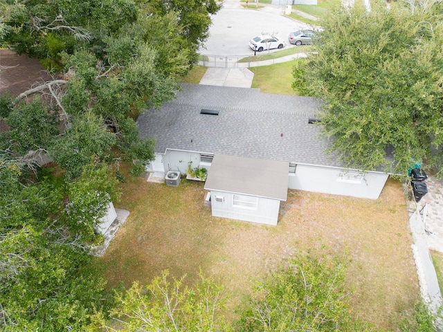 aerial view of property and surrounding area