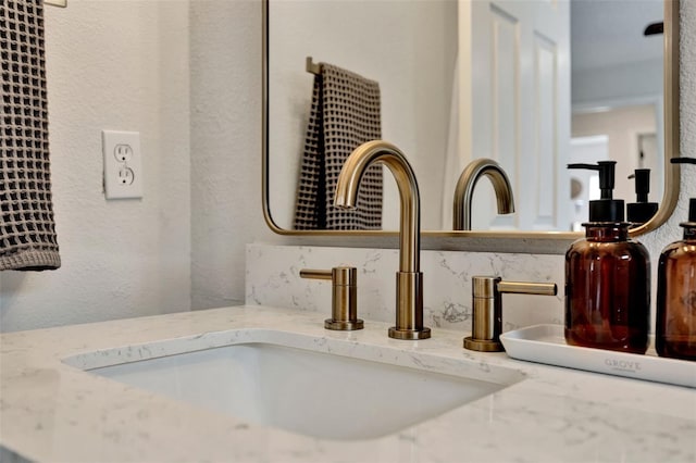 1050 Dees Dr, Oviedo, FL 32765 - bathroom view of tasteful backsplash and vanity