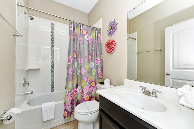 4416 Acorn Ct, Davenport, FL 33837 - bathroom featuring shower / tub combo with curtain, toilet, vanity, and tile patterned flooring