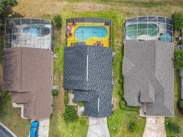 550 Canary Island Cir, Davenport, FL 33837 - bird's eye view of a pool