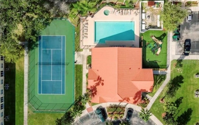 2729 Club Cortile Cir, Kissimmee, FL 34746 - view from above of property with a pool area