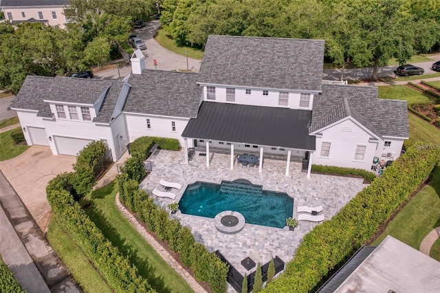 423 Arbor Cir, Celebration, FL 34747 - view of subject property with a pool