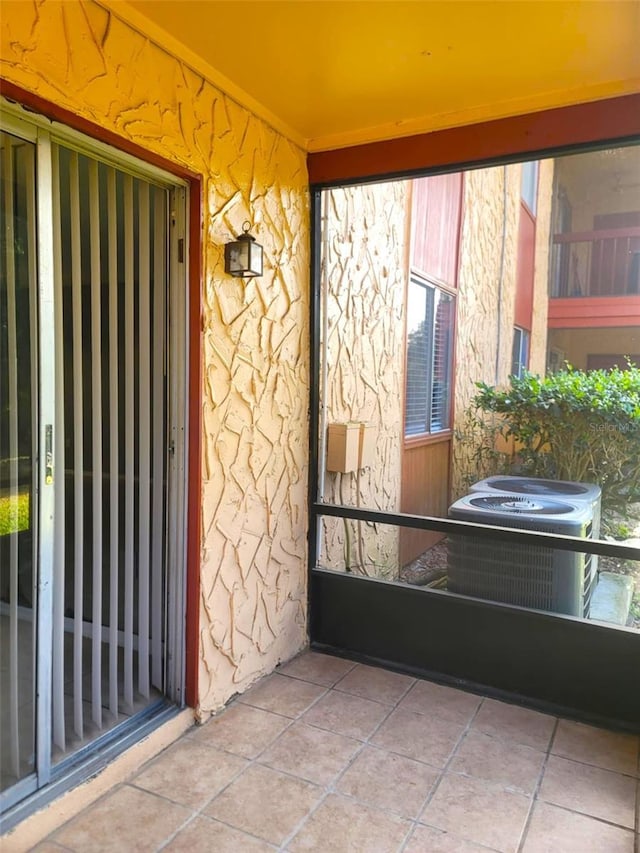 2864 N Powers Dr Unit 150, Orlando, FL 32818 - view of unfurnished sunroom