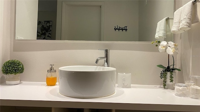 5245 W Irlo Bronson Memorial Hwy Unit 148, Kissimmee, FL 34746 - bathroom featuring vanity