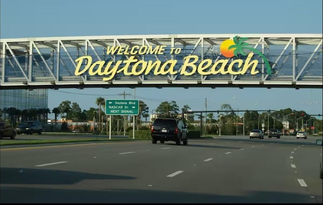 2700 N Atlantic Ave Unit 429, Daytona Beach, FL 32118 - view of asphalt street featuring traffic lights