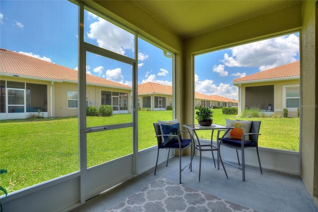 view of sunroom / solarium