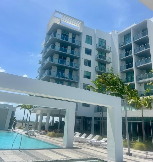 3900 Biscayne Blvd Unit N819, Miami, FL 33137 - view of community pool