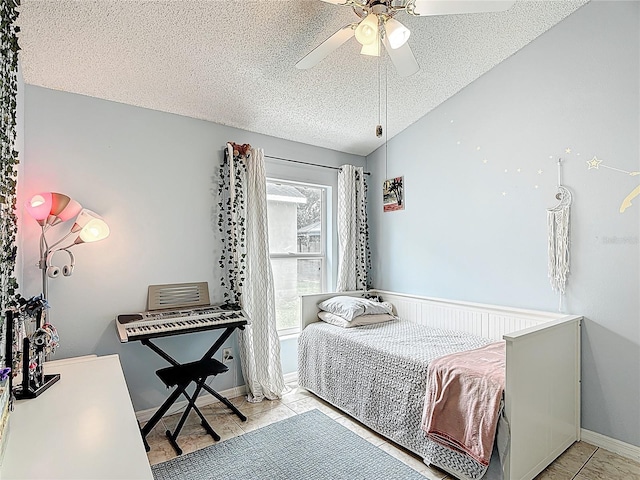 12445 Bohannon Blvd, Orlando, FL 32824 - bedroom featuring a textured ceiling and a ceiling fan