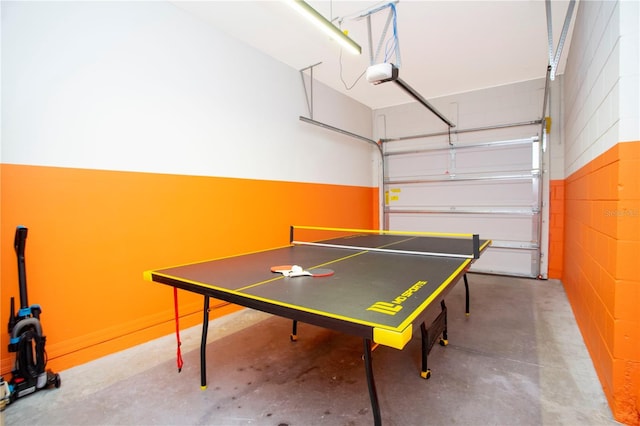 3181 Tocoa Cir, Kissimmee, FL 34746 - recreation room with concrete floors
