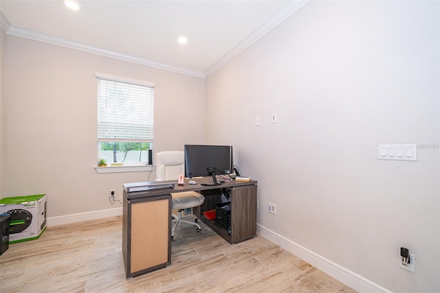 office area with ornamental molding, baseboards, light wood-type flooring, and recessed lighting