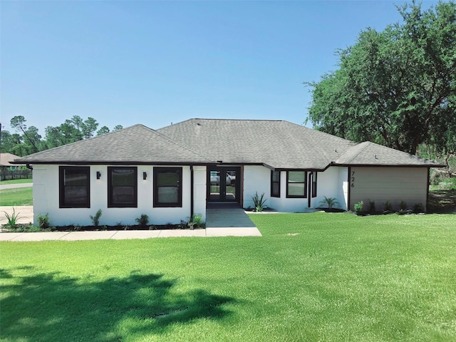 726 Marion Oaks Ln, Ocala, FL 34473 - view of front of home featuring a front lawn, a shingled roof, and stucco siding
