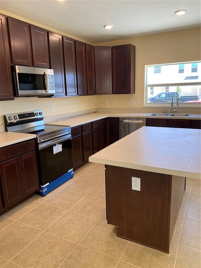 4855 Coral Castle Dr, Kissimmee, FL 34746 - photo 5