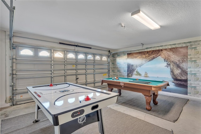 620 Old Bridge Cir, Davenport, FL 33897 - game room featuring concrete flooring, a textured ceiling, and billiards