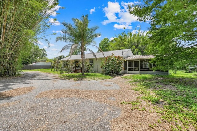 429 Diamond Acres Rd, Davenport, FL 33837 - photo 2