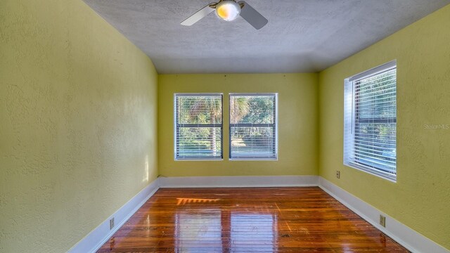 2652 N Woodland Blvd, Deland, FL 32720 - photo 31