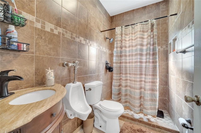 3211 Countryside View Dr, Saint Cloud, FL 34772 - full bath with tile walls, curtained shower, toilet, backsplash, and vanity