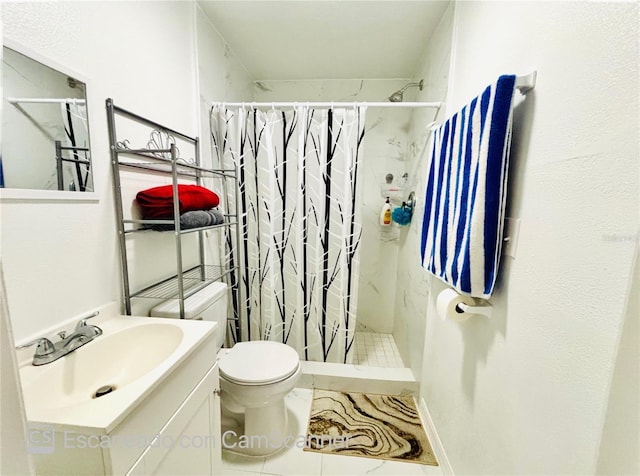 467 Martigues Dr, Kissimmee, FL 34759 - bathroom featuring a stall shower, toilet, and vanity