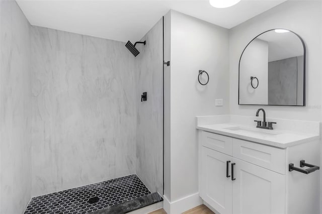 5151 Puritan Cir Unit 1022, Tampa, FL 33617 - full bath featuring a marble finish shower and vanity