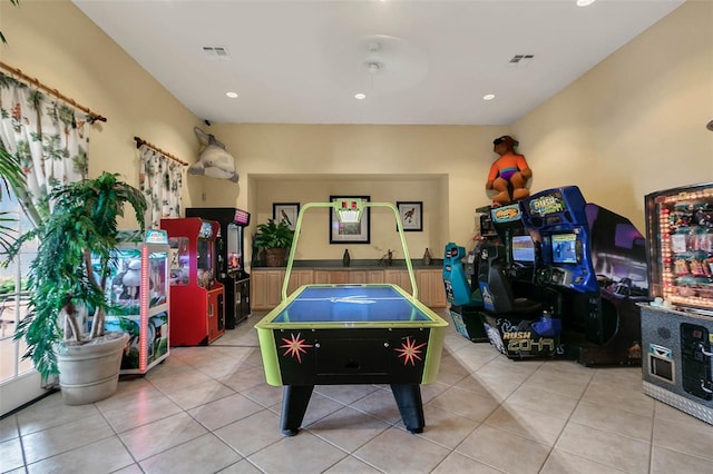 2614 Lodi Cir Unit 106, Kissimmee, FL 34746 - recreation room with light tile patterned flooring and recessed lighting