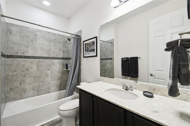 1272 Bonita Canyon Dr, Kissimmee, FL 34759 - bathroom featuring toilet, vanity, and shower / tub combo with curtain