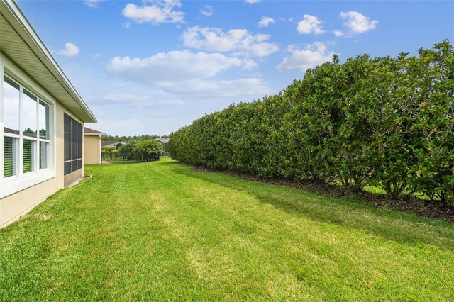 1272 Bonita Canyon Dr, Kissimmee, FL 34759 - view of green lawn