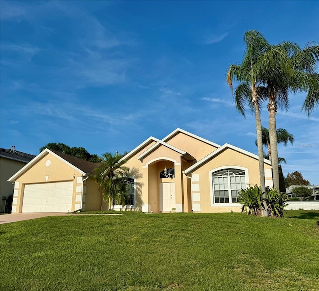 240 Steamboat Blvd, Davenport, FL 33897 - photo 1