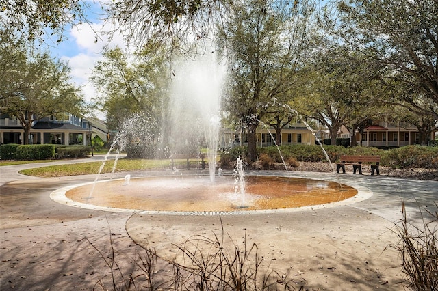 7013 Beargrass Rd, Harmony, FL 34773 - surrounding community with curved driveway