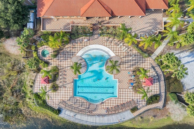 321 Rosso Dr, Davenport, FL 33837 - view from above of property featuring a pool