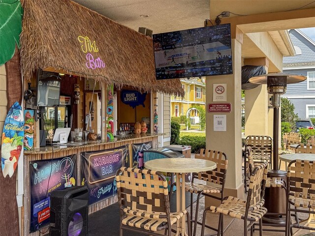 2620 Lodi Cir Unit 103, Kissimmee, FL 34746 - view of community bar area