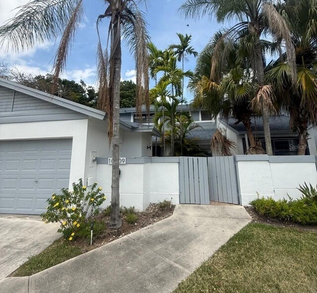 10109 NW 52nd Ter, Doral, FL 33178 - photo 2