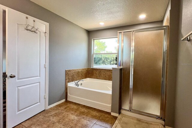 1043 Tourmaline Dr, Kissimmee, FL 34746 - photo 46