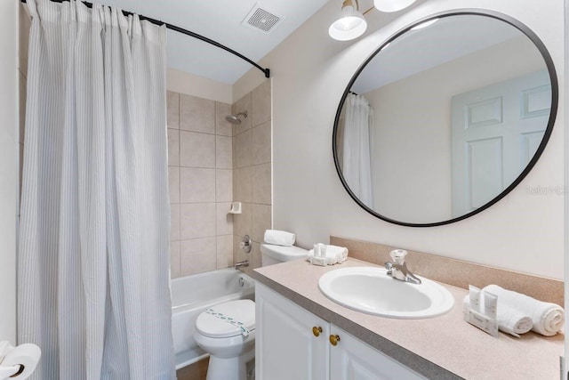 344 High Point Dr, Davenport, FL 33837 - full bath with toilet, vanity, and shower / bath combination with curtain
