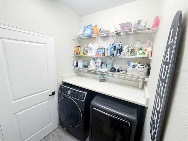 1508BUNKERDRIVE Bunker, Davenport, FL 33896 - laundry area featuring washing machine and clothes dryer