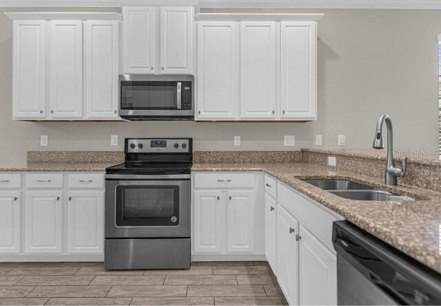 2621 Amati Dr, Kissimmee, FL 34741 - photo 15