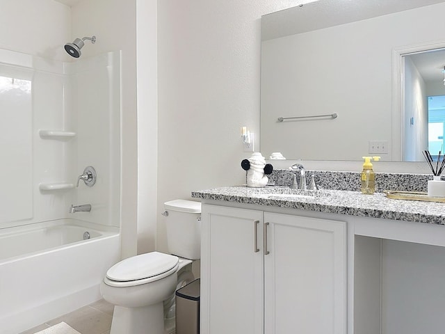895 Overpool Ave, Davenport, FL 33896 - bathroom with vanity, toilet, and shower / bath combination
