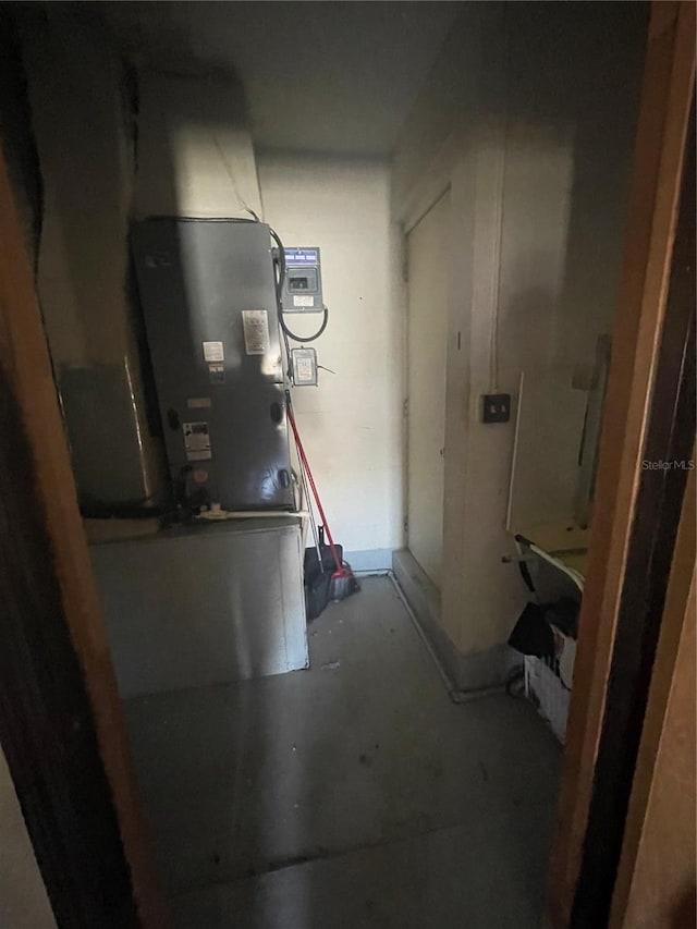 848 Wildabon Ave, Lake Wales, FL 33853 - view of utility room