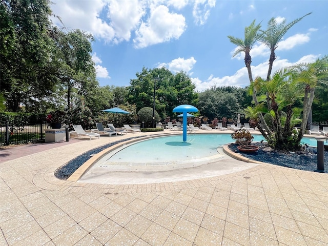 5356 Diplomat Ct Unit 108, Kissimmee, FL 34746 - community pool with a patio