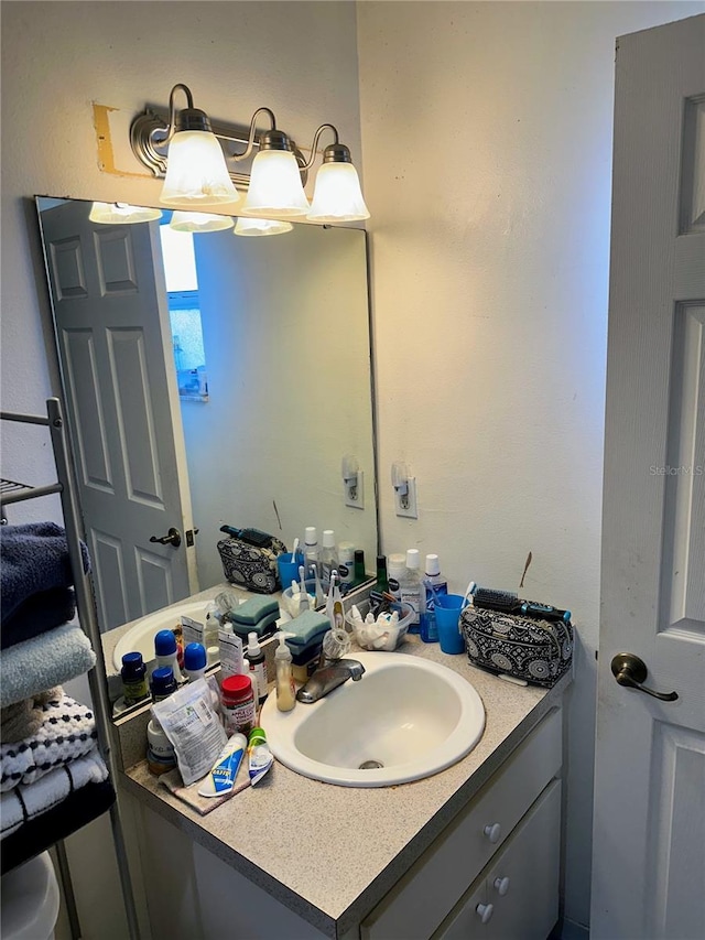 19 Rainbow Ln, Palm Coast, FL 32164 - bathroom with vanity