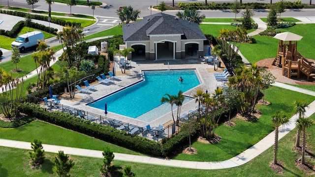 685 Overpool Ave, Davenport, FL 33896 - community pool featuring a patio area