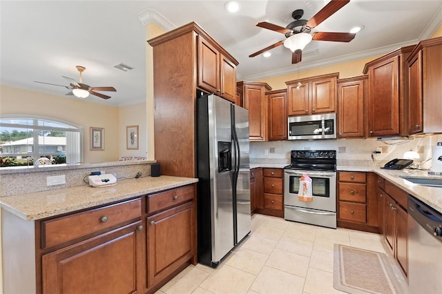 4236 Lakewood Rd, Sebring, FL 33875 - kitchen featuring stainless steel appliances, a ceiling fan, tasteful backsplash, recessed lighting, and ornamental molding