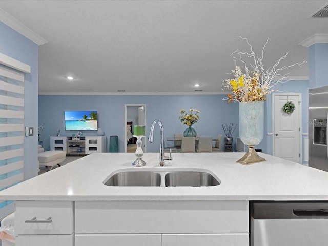 1278 Asher Mason Ave, Kissimmee, FL 34744 - kitchen featuring a sink, stainless steel dishwasher, open floor plan, crown molding, and recessed lighting