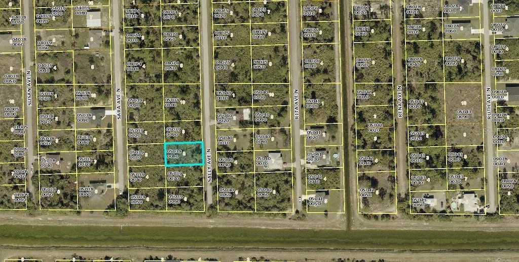 6005 Sally Ave N, Lehigh Acres, FL 33971