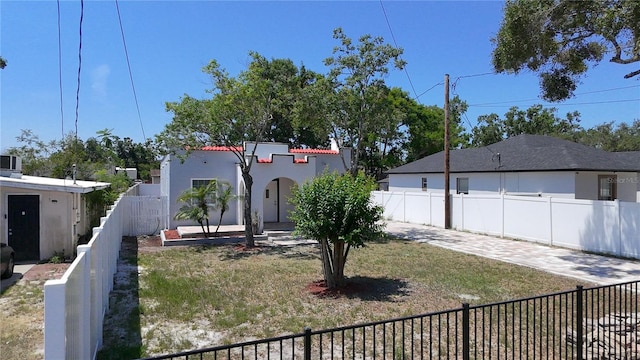 2409 E Magnolia St, Lakeland, FL 33801 - view of yard featuring basketball court