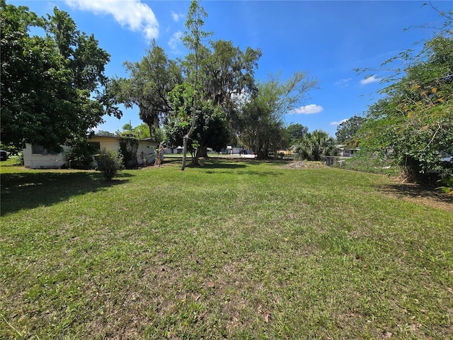 2704 Sample St, Kissimmee, FL 34744 - view of grassy yard