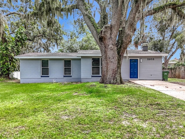 1503 Woodlyn Dr, Leesburg, FL 34748 - photo 1