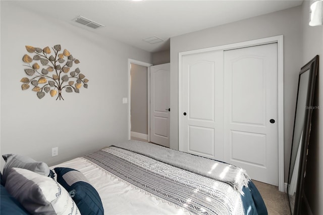 3211 Sweet Acres Pl, Saint Cloud, FL 34772 - carpeted bedroom with a closet