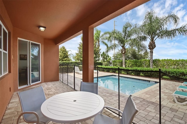 341 Lasso Dr, Kissimmee, FL 34747 - view of swimming pool featuring a patio area