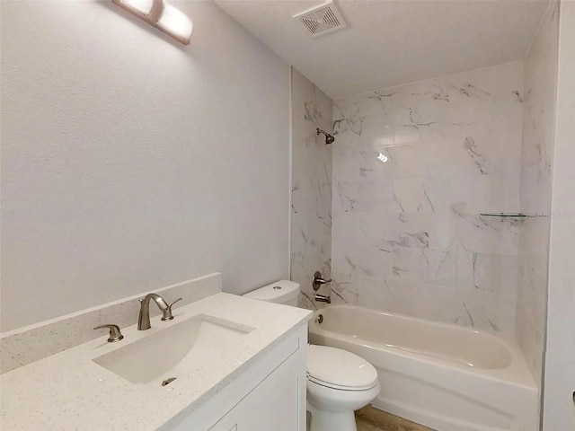 14512 SW 25th Ln, Ocala, FL 34481 - full bath featuring toilet, vanity, and bathing tub / shower combination
